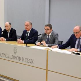 Da sinistra Ferro, Deflorian, Nicini, Fugatti, Tonina ©Ufficio stampa Pat