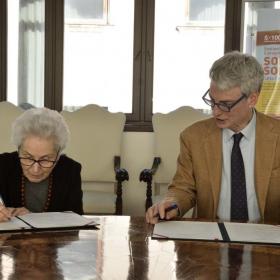 La firma di Adelaide Prodi e di Paolo Collini ©GiovanniCavulli 